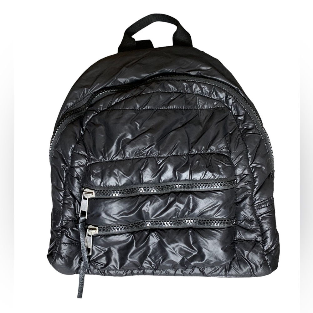 Sondra Roberts Squared Black Nylon Puffer Backpack Lightweight Streetwear Bag